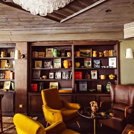 酒店 Le Fitz Roy, A Beaumier