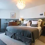 Hotel Le Fitz Roy, A Beaumier