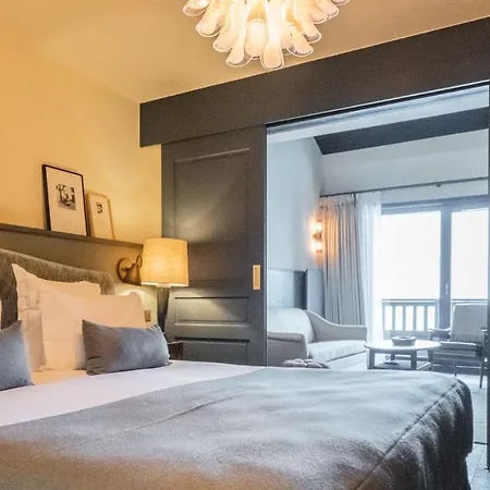 Hotel Le Fitz Roy, A Beaumier