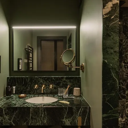 Hotel Le Fitz Roy, A Beaumier