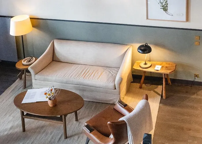 Hotel Le Fitz Roy, A Beaumier